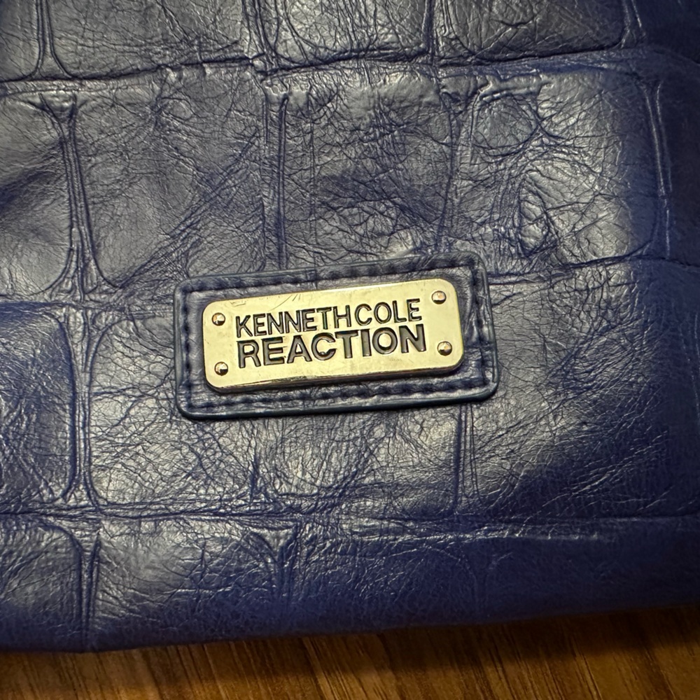 Kenneth Cole Reaction Clutch Crossbody